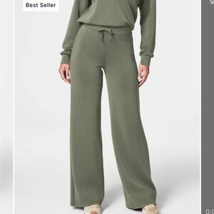 SPANX® AirEssentials Wide Leg Pant, Clover, L Tall